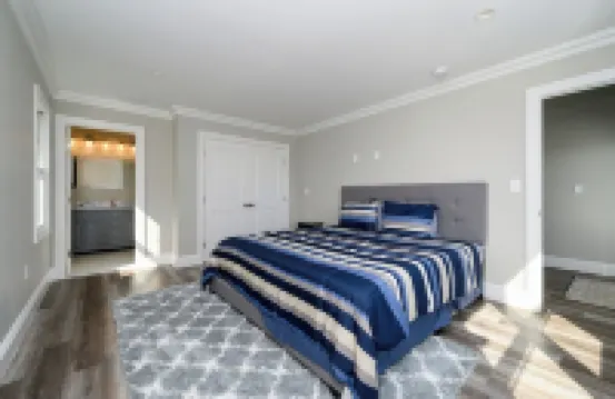 Walk to Belmar Beach, Sleeps the whole family 萊克科莫酒店