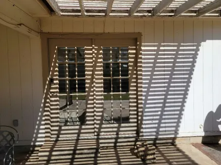 Charming 1-bedroom suite with AC, WiFi in marvelous Odessa