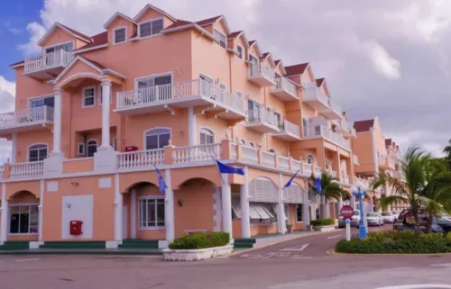 Lagoon Luxury at Sandyport