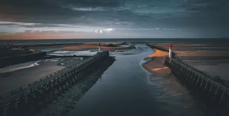 Charming, cosy 2-room apartment in a great location (all within walking distance)