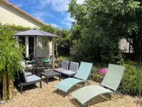 Studio in the pines and swimming pool Hotels in Ales