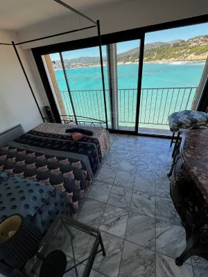 House 1OO metres from the beach with exceptional sea view