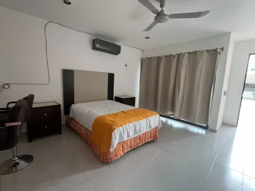 El Cedro 1 Apartments