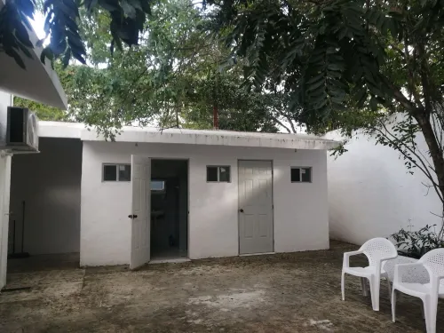 Charming 2-bedroom villa with AC, WiFi in serene Puerto Morelos