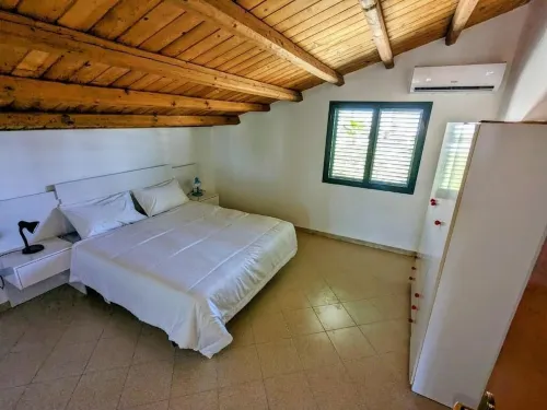 MARGUS, holliday home with terrace sea view and private parking Hotels in Punta Braccetto
