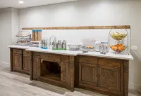 Hampton Inn Austin-Round Rock - breakfast