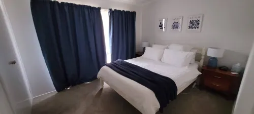 Cosy, comfortable and expansive decks, easy walk from Blairgowrie shops فنادق في Blairgowrie