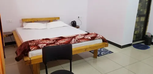 Sukoon – The Bliss: A Villa RetreatNestled hillock, offers 3 rooms, plunge pool