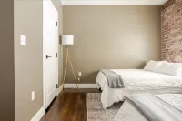 Spacious Luxury 1Br Downtown Indianapolis Walk Everywhere Hotels in 