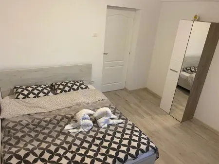 Apartament Modern  1 Отели в г. Питешти