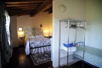 Room in Farmhouse with Swimming Pool Hotel a Bevagna