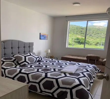 New condo Comfortable and clean