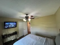 Charming 2-guest house in serene Panama City with WiFi, AC Hotels in Callaway