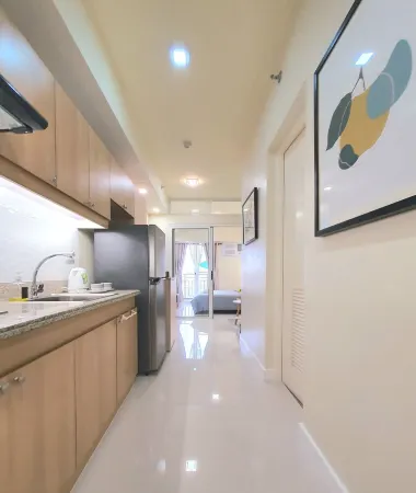 Nice, Fresh, Modern, Cozy and Quiet 1 One bedroom condo with Wifi Internet