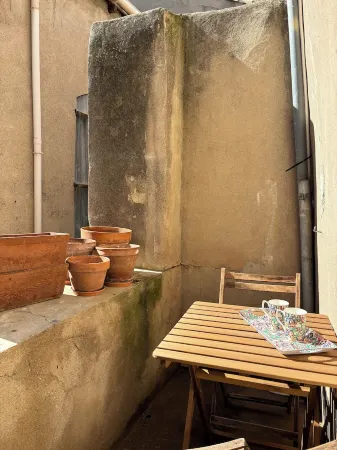 Charming 1-bedroom 1.5 bathroom house in enchanting Pomérols with AC and 2nd bed