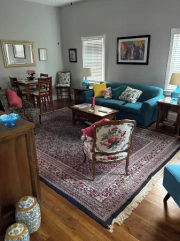 Great 2-bedroom, 2-bath cottage in Georgetown 2-blocks, 7-minutes to boardwalk