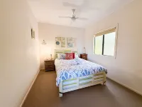 Holiday on Hero, Dog Friendly, outdoor SPA, 3 mins walk to the beach, fast Wifi