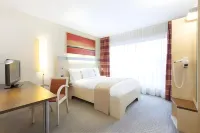Holiday Inn Express Zurich Airport Hotels in Höri