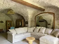 Michèle's house located in the heart of the village of Goult Hotels in Goult