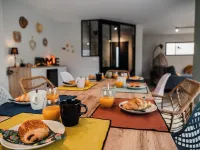 Modern villa with Spa 10 pers Hotels in Santec