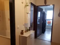 Un Grand Jolie T1 Sans vis a vis Très Lumineux, Agréable au Centre Ville