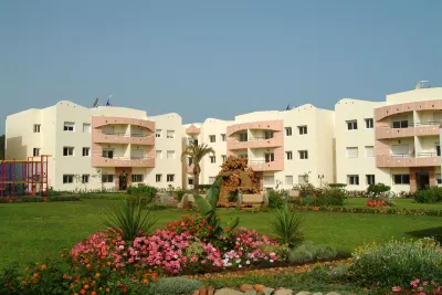 Appartement Avec 3 Piscines à 300m de la Plage Forêt 주변 호텔