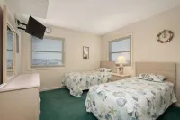 GSL2-Ocean-Front Condo Complex -Private Community Pool -OceanViews-Charming 2BR - 피트니스 시설