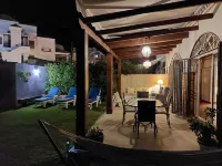 Precioso chalet frente al mar y cerca de campos de golf