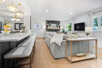 Charming renovated 2-bedroom home & study-Perfect for Big 10 Championship Dec 6! Các khách sạn ở Zionsville