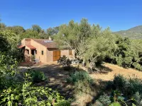 House between Sartène and Propriano فنادق في Sartene