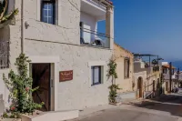 Angel Apartments 1 Hotels near Creta Maris Dive Center