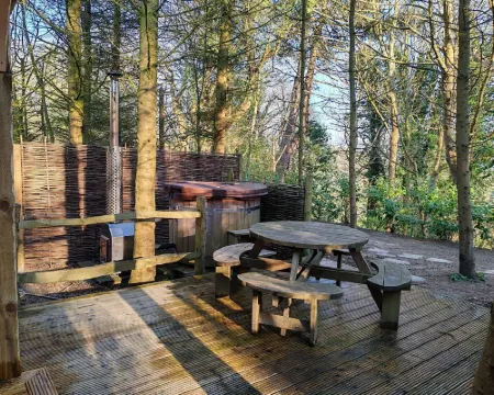 Hayne Barn Estate - Private Estate : 6 Eco Lodges - 1 Studio Hotels in Hythe