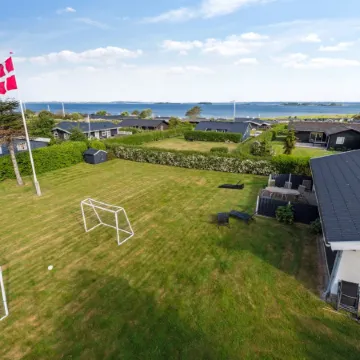 "Gudrun" - 250m from the Sea