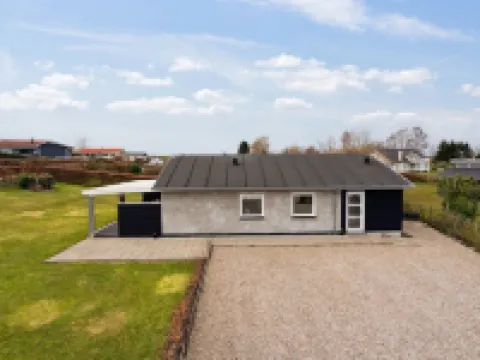 "Dietlinde" - 100m from the sea