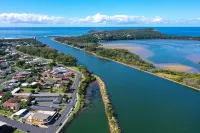 Woongarra Motel Hotel a Dunbogan