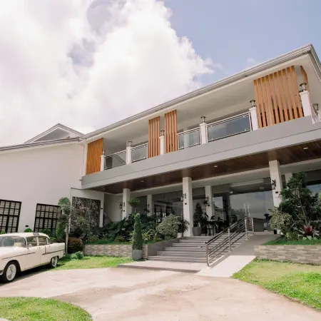Alta Terra Hotel Tagaytay