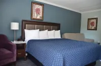 Budget Inn Hotels near Orange Village Shopping Center
