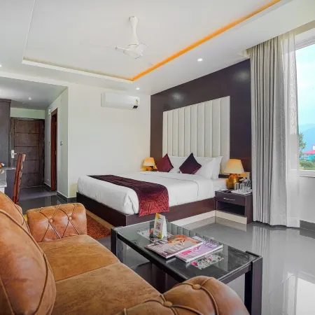 Aliza Inn and Suites