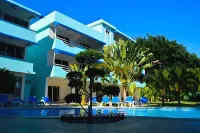 New Garden Hotel - Pools