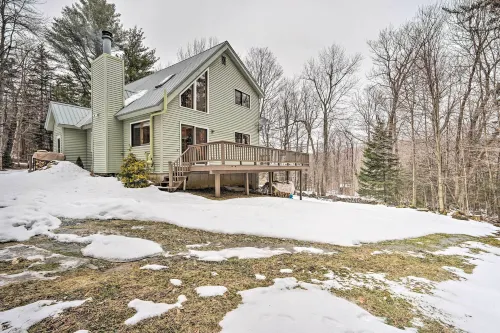 Relaxing Home Mins from Mt Snow, Hiking, and Lakes - parking