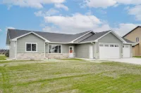 Family-Friendly Brookings Home 3 Mi to Downtown! - 3-Star