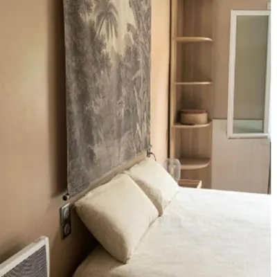 T2 Anglet near beach, port, garden not overlooked, 5 mins drive from the beach