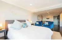 Pt Loma Panoramic Views - 1 Bedroom Suite