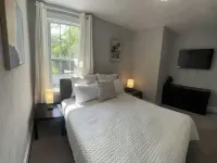 Portsmouth 3Br Near Casino, Comfy, Spacious Yard Stay, Sleeps 6! Hotels in Portsmouth