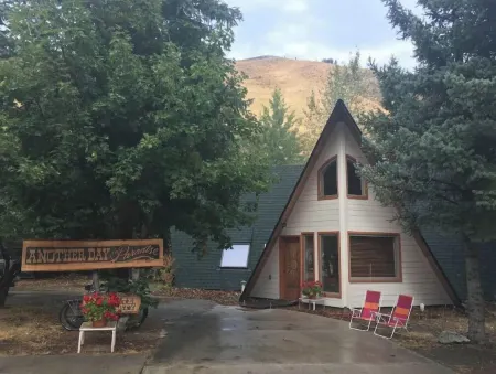 A-Frame In Paradise!Whole House) Fast WiFi