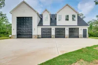 6 Mi to Lake Somerville: Barndominium on 20 Acres - Bintang 3