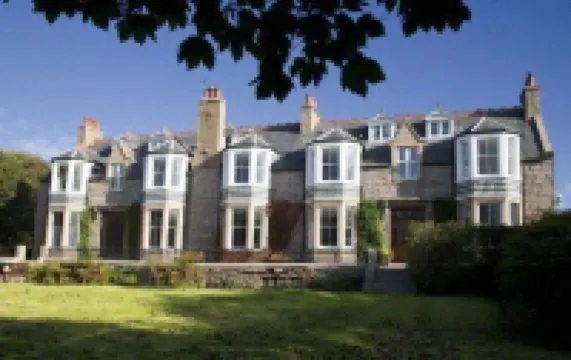 Kilmarnock Arms Hotel