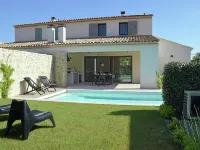 Villa in Malaucène with Private Pool - Uima-altaat