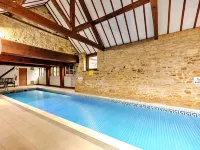 Luxury cottage with pool & Tennis, No Deposit - プール