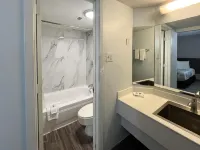 Motel 6 Hazelwood, MO